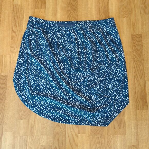 RipSkirt Hawaii Womens Small Length 3 Blue Floral Wrap Skirt Beach Summer - Picture 3 of 6